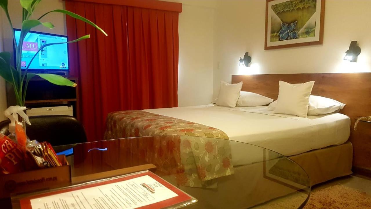 Hotel Amalfi Ασουνσιόν Εξωτερικό φωτογραφία