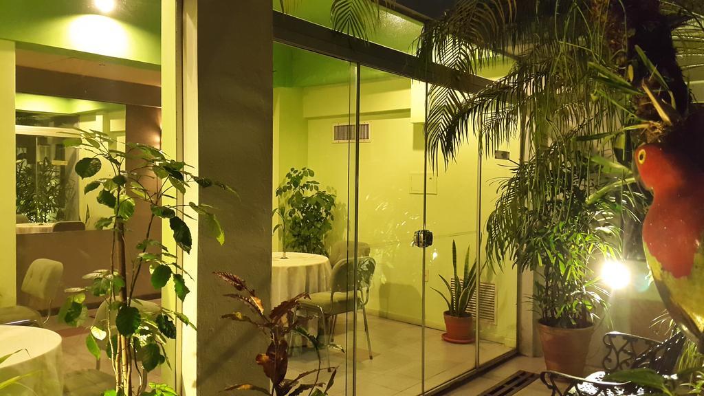 Hotel Amalfi Ασουνσιόν Εξωτερικό φωτογραφία